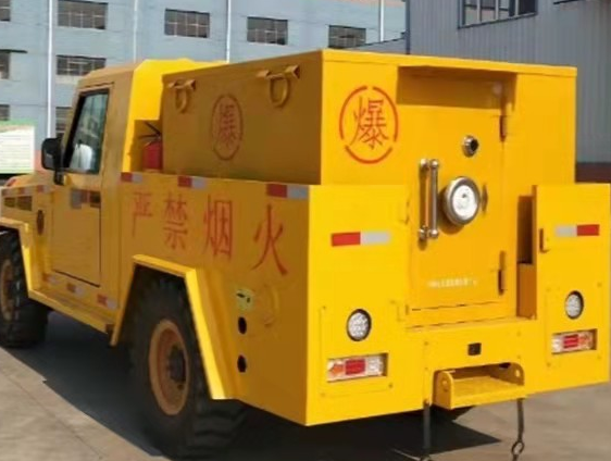萍乡凯龙爆破器材运输车：保障爆破任务的安全运行
